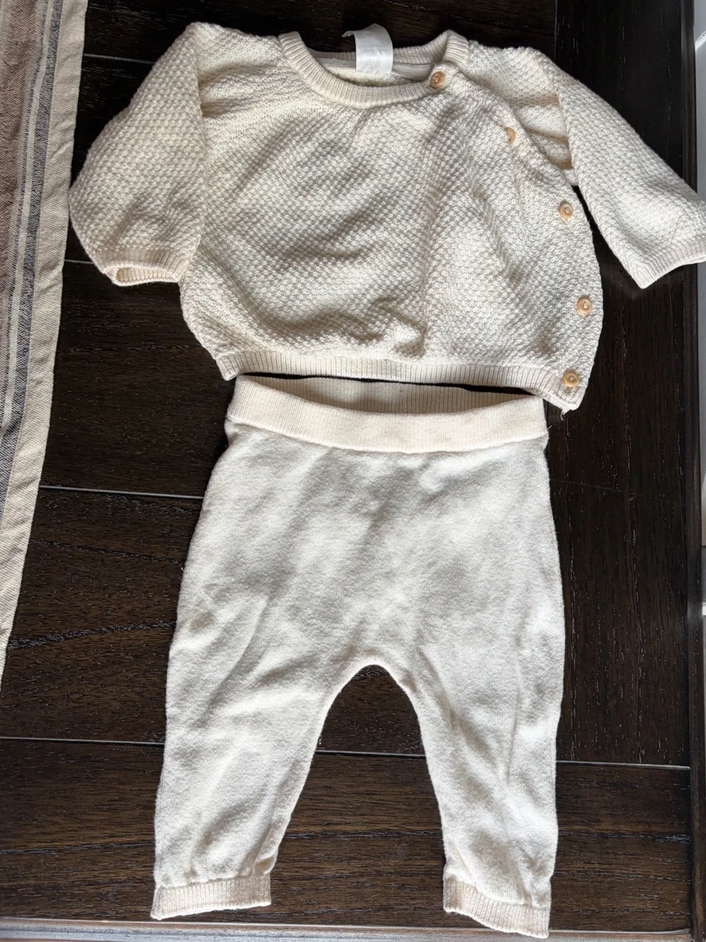 Organic H&M Newborn Cream Knit Baby Sweater & Pants Set